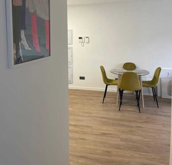 Estrenalo A Minutos De Bcn Apartment Сан Фелиу де Льобрегат Екстериор снимка