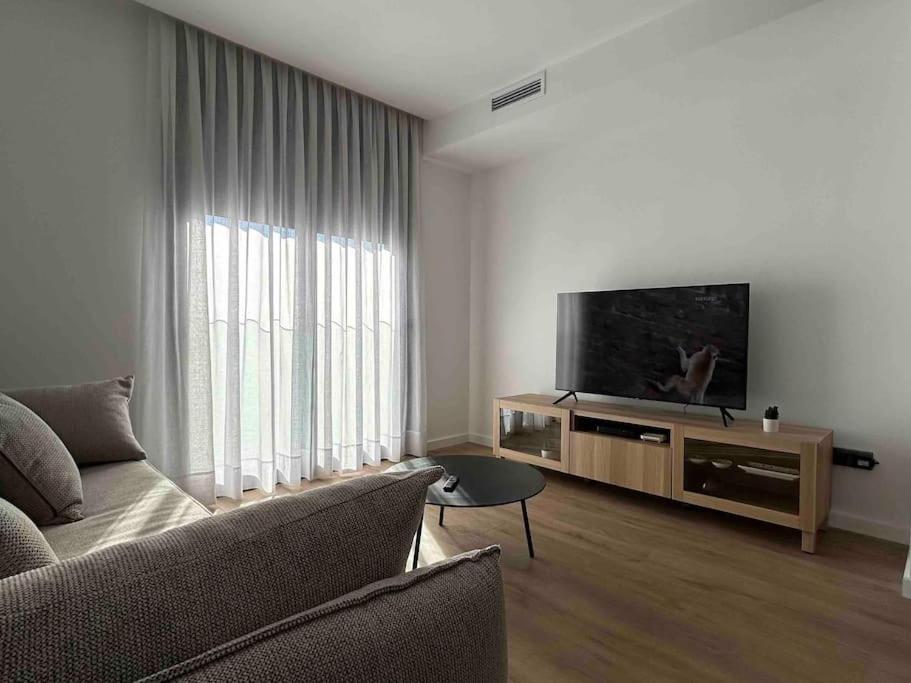 Estrenalo A Minutos De Bcn Apartment Сан Фелиу де Льобрегат Екстериор снимка